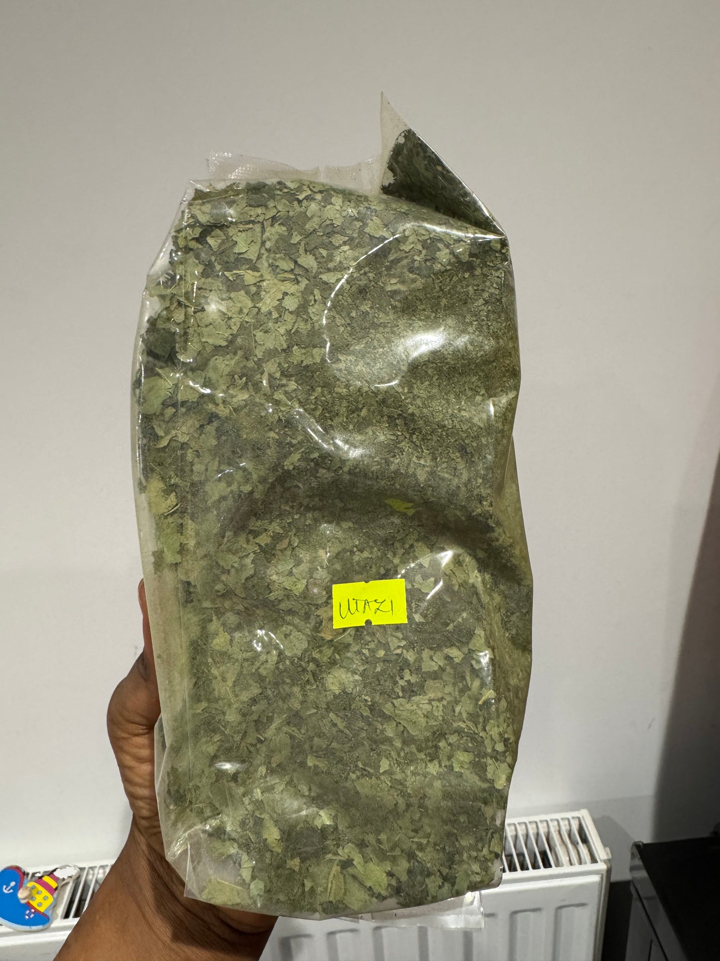 Freshly dried Utazi leaves (100g)