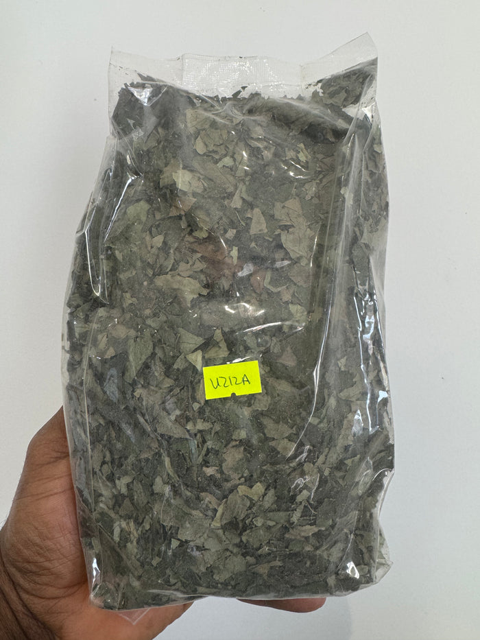 Freshly dried Uziza leaves (100g)